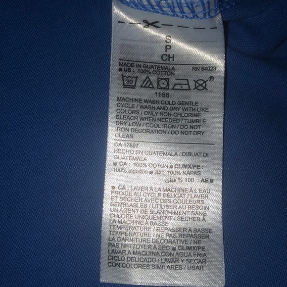 Old navy t shirt - Picture 4 of 6